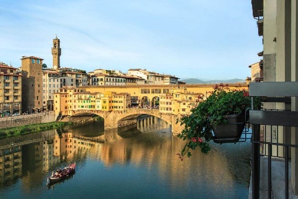 Foto Hotel a Firenze Ponte Vecchio - Pitti di 1083 m² con 28 locali