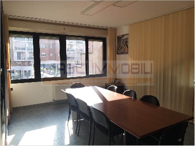Foto Ufficio in Via D. Menichella 258, Roma San Basilio di 160 m²