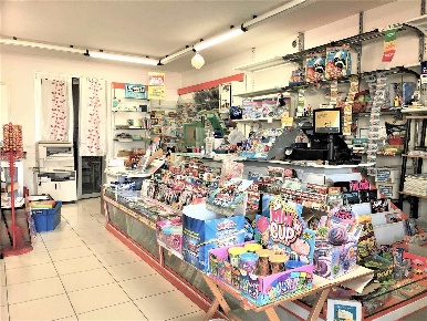 Foto Attività commerciale a Cattolica di 90 m² in vendita