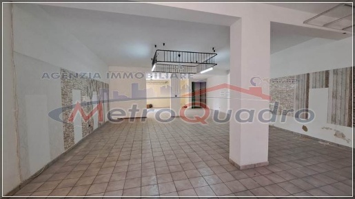 Foto Locale commerciale a Canicattì di 200 m² in affitto