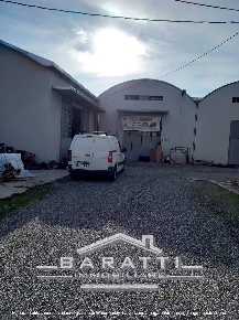 Foto Magazzino a Luzzara di 992 m² con 4 locali in affitto