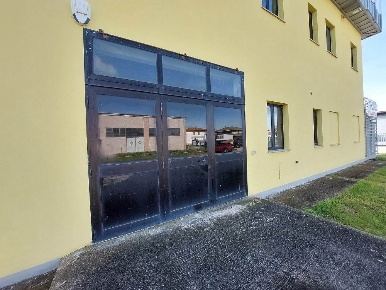 Foto Laboratorio a Castiglione del Lago Panicarola di 265 m² con 1 locali