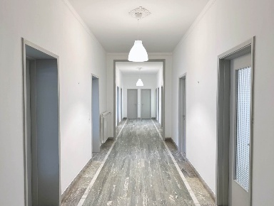 Foto Ufficio a Livorno Zola - Galilei di 230 m² con 8 locali in affitto