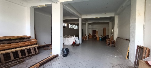 Foto Locale commerciale a Acireale di 275 m² con 1 locali in vendita
