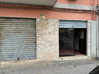 Foto Negozio in via marzameni  22, Siracusa Santa Panagia - Teracati