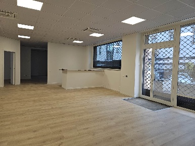 Foto Ufficio in via clara maffei 1, Bergamo Stazione di 300 m² in vendita