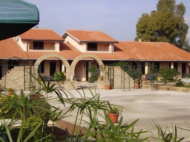 Foto Hotel a Grosseto Stazione - Via Roma di 1000 m² con 32 locali