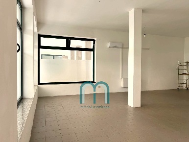 Foto Attività commerciale in VIA VENETO 23, Martellago Centro di 65 m²
