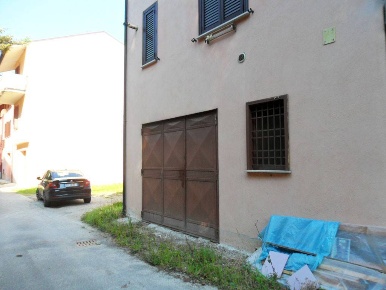 Foto Magazzino a Castelfranci di 28 m² in vendita