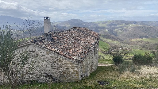 Foto Cessione attività a Gubbio Centro di 450 m² con 5 locali in vendita