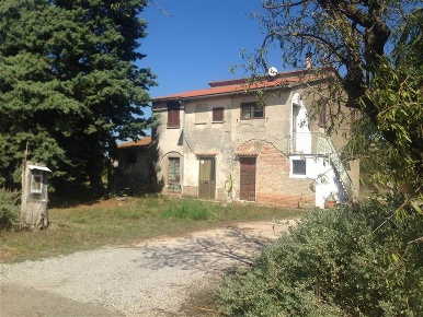 Foto Cessione attività a Campagnatico di 360 m² con 8 locali in vendita