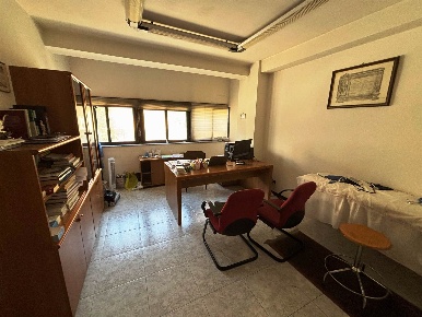 Foto Ufficio a San Severino Marche Centro di 63 m² con 3 locali in vendita