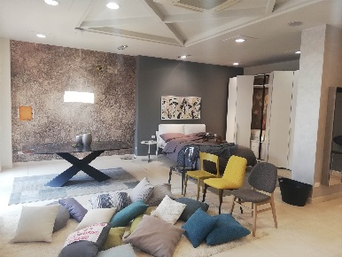 Foto Negozio in VIA DEL LEONE, Terni Centro Storico di 190 m² con 1 locali