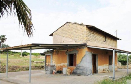 Foto Struttura sanitaria a Scordia di 60 m² con 4 locali in vendita