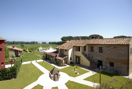 Foto Agriturismo a Castiglione del Lago Isola Polvese, Lago di 30700 m²