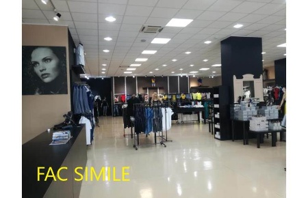 Foto Negozio a Prato Mezzana di 55 m² con 1 locali in vendita