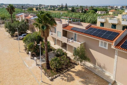 Foto Attività commerciale a Noto di 47 m² con 2 locali in vendita