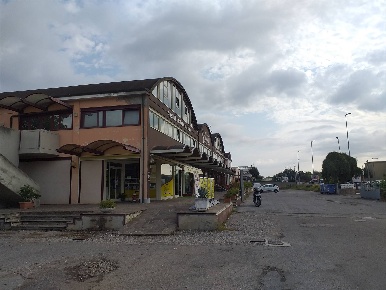 Foto Attività commerciale a Mantova Belfiore di 400 m² con 1 locali
