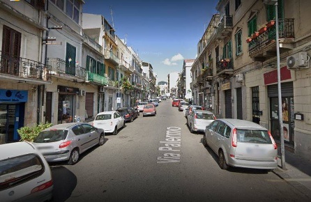 Foto Attività commerciale in Via Palermo  64, Messina Centro Storico
