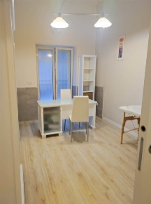 Foto Attività commerciale a Sant'Arpino di 12 m² con 1 locali in affitto