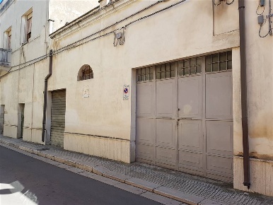 Foto Laboratorio in via Musciacchi 41, Mesagne di 156 m² con 1 locali