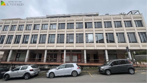 Foto Ufficio a Sassuolo di 82 m² con 2 locali in affitto