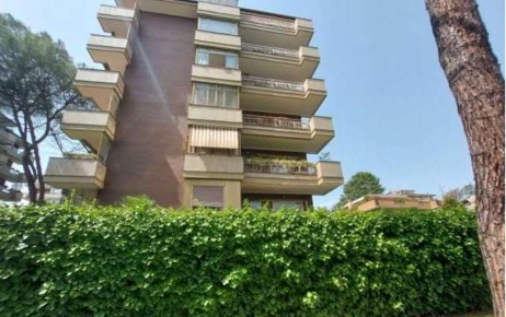 Foto Appartamento in Via cassia 531, Roma Cassia - San Godenzo di 201 m²