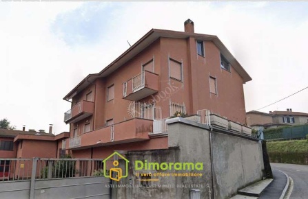 Foto Appartamento in VIA SAN CARLO BORROMEO N. 9 9, Casatenovo Maresso