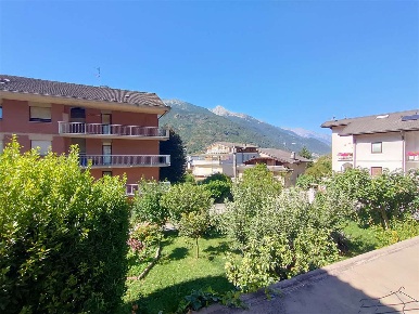 Foto Appartamento in via Cesare Battisti 9, Saint-Vincent Centro di 80 m²