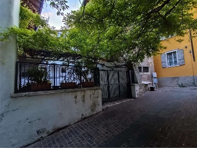 Foto Appartamento a Rovereto di 70 m² con 3 locali in affitto