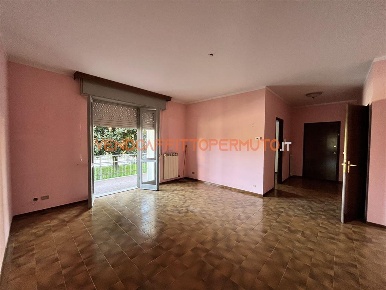 Foto Appartamento in VIA CAPPUCCINI, Romano di Lombardia Centro di 126 m²