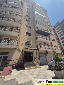 Foto Appartamento in Via Camillo Camillani, Palermo di 180 m² con 6 locali