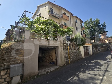 Foto Appartamento in Via Pomezia 2, Colleferro Centro di 100 m² in vendita