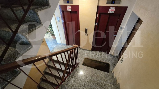 Foto Ufficio in Via Farnesiana 9, Piacenza Via Colombo di 407 m² in vendita