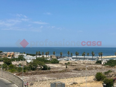 Foto Appartamento in semerari, Bari San Girolamo di 110 m² con 4 locali