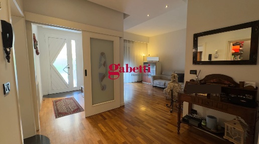Foto Villa bifamiliare a Rimini Padulli di 180 m² con 5 locali in vendita