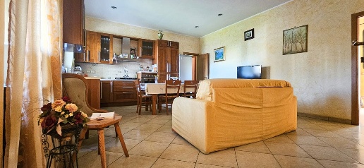 Foto Casa indipendente in Via Delle Fabbriche 35, Santa Teresa di Riva