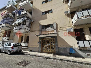 Foto Appartamento in Via Giovanni Capece Minutolo 13, Messina di 90 m²