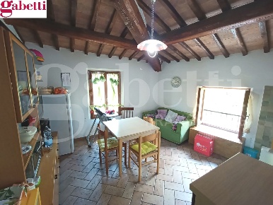 Foto Appartamento a Siena San Marco - Tufi di 90 m² con 5 locali in affitto