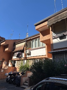 Foto Appartamento in Via Gallese 24, Roma Tomba di Nerone di 20 m²