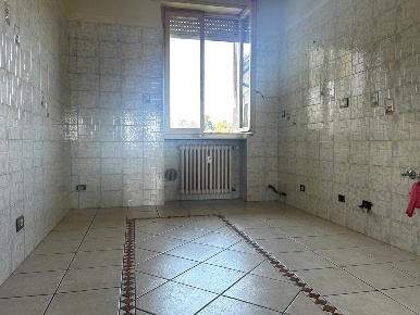Foto Appartamento in Via Milano 22, Cantù Semicentro di 145 m² con 4 locali