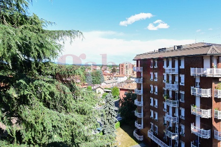 Foto Appartamento in Via Milano 22, Cantù Semicentro di 145 m² con 4 locali