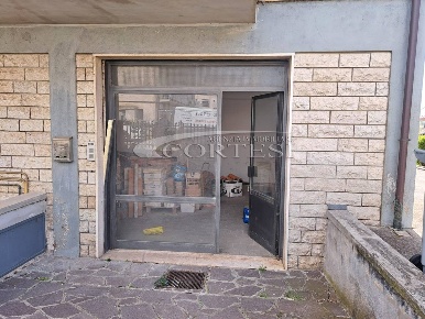 Foto Locale commerciale a Città di Castello di 40 m² con 1 locali