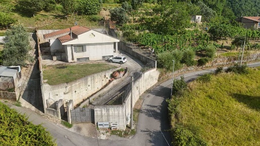 Foto Villa unifamiliare in Via Casa rocco giovi 11 A, Salerno Ogliara
