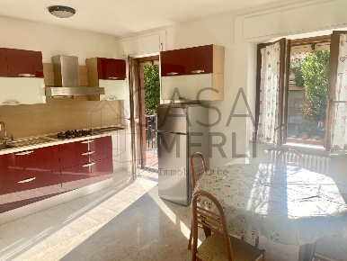 Foto Appartamento in Via-Rua Fiollet 3, Aosta Centro di 75 m² con 3 locali