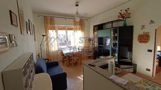Foto Appartamento in Via Cornice, Taggia Centro di 45 m² con 2 locali