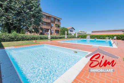 Foto Appartamento in Strada Privata Oasi, Cameri di 125 m² con 4 locali