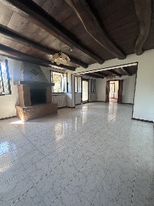 Foto Villa singola a Rovigo Rovigo Est di 200 m² con 7 locali in vendita
