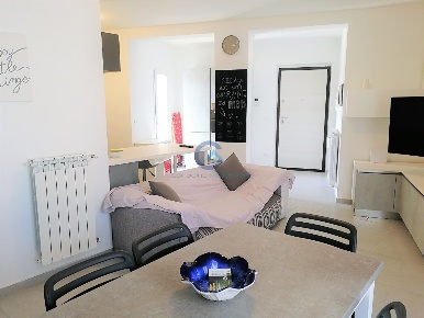 Foto Appartamento a Catanzaro Catanzaro Lido di 120 m² con 4 locali