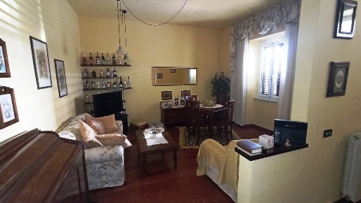 Foto Appartamento a Castelnuovo Magra di 90 m² con 4 locali in vendita